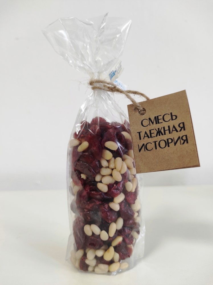 Смесь кедрового ореха и клюквы Таёжная история 110